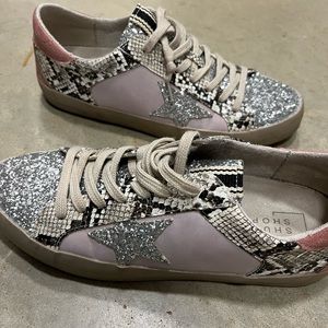 Shu Shop sneakers. Size 8.5